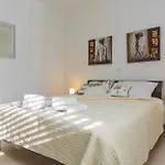 4B Apartments